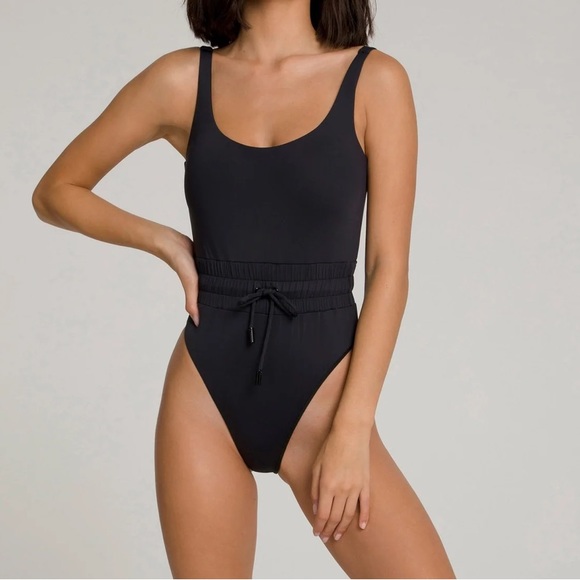 Good American waist framer one piece bathing suit - Picture 1 of 12